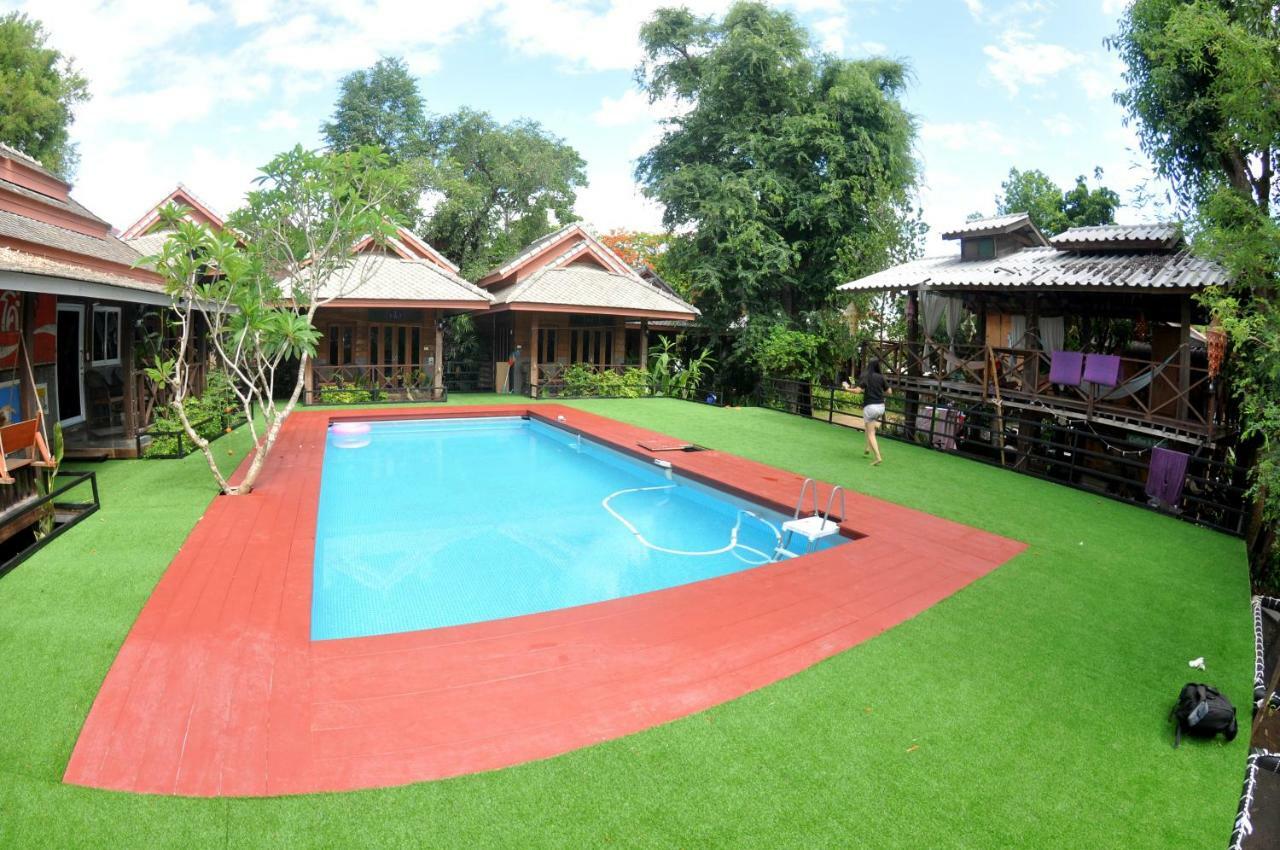 Sawasdeepai River Resort Екстер'єр фото